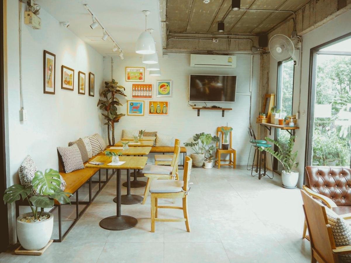 Give Me 5 Hostel Chiang Mai Extérieur photo