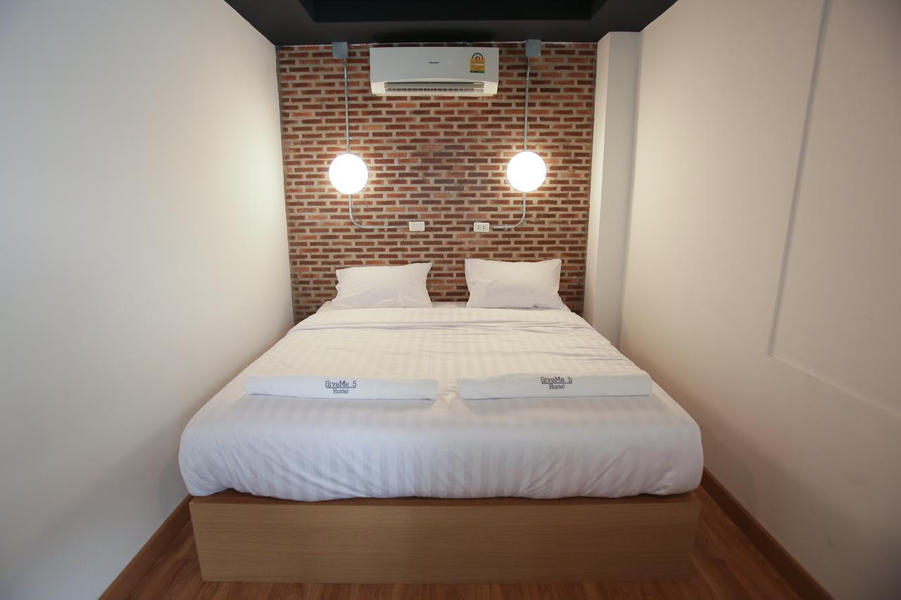 Give Me 5 Hostel Chiang Mai Extérieur photo