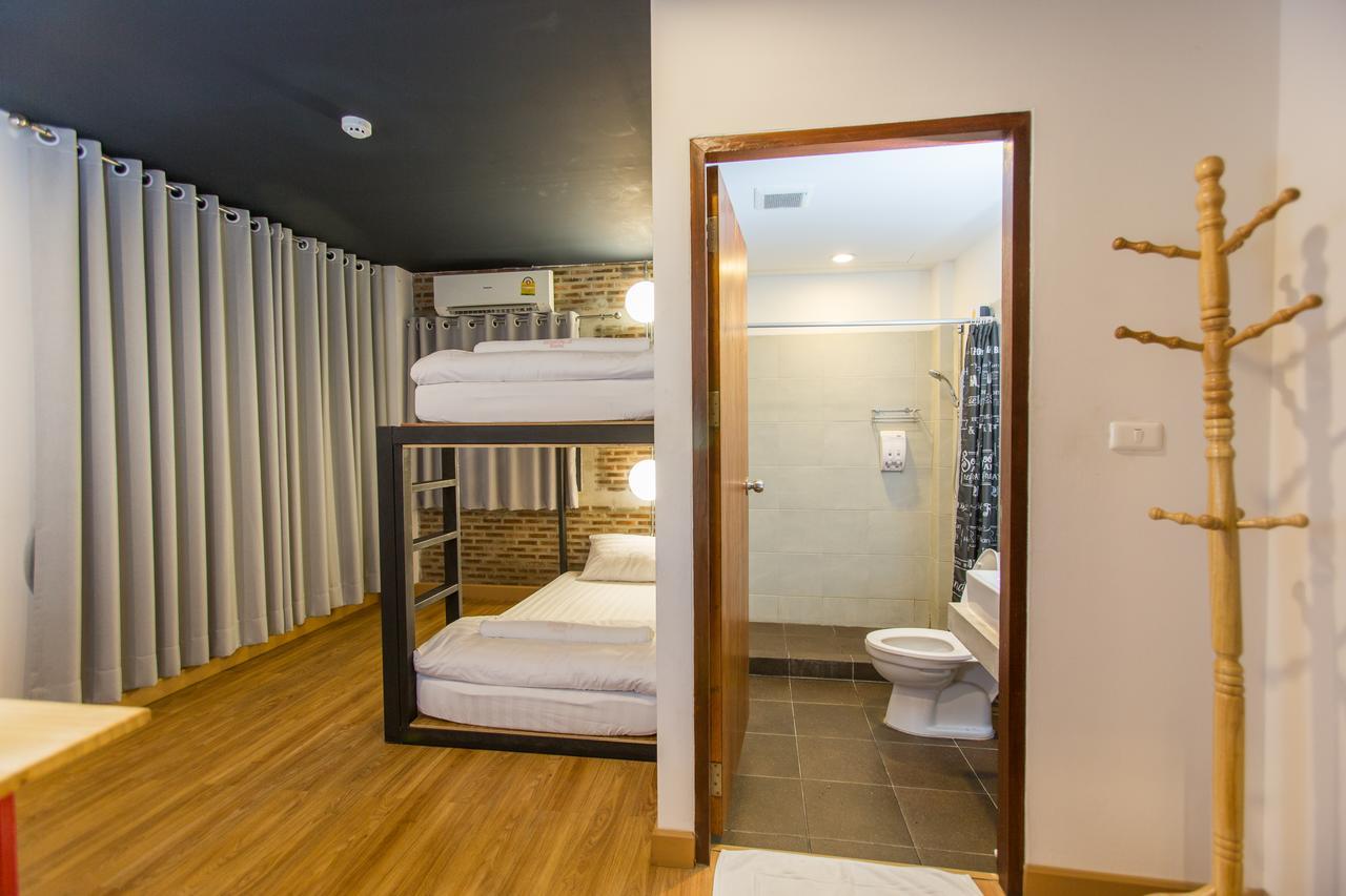 Give Me 5 Hostel Chiang Mai Extérieur photo
