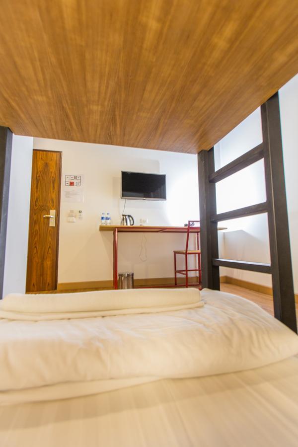 Give Me 5 Hostel Chiang Mai Extérieur photo