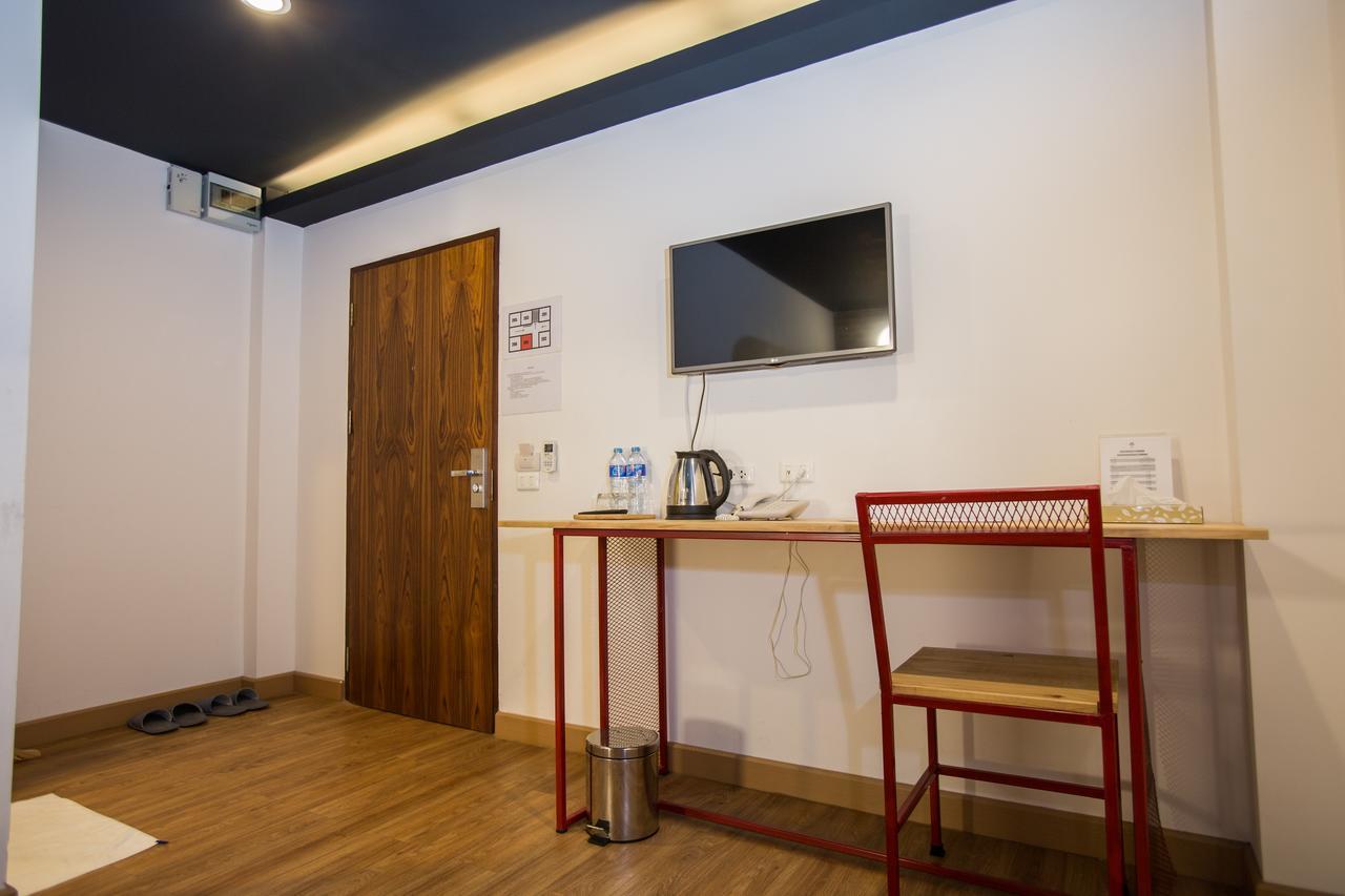Give Me 5 Hostel Chiang Mai Extérieur photo